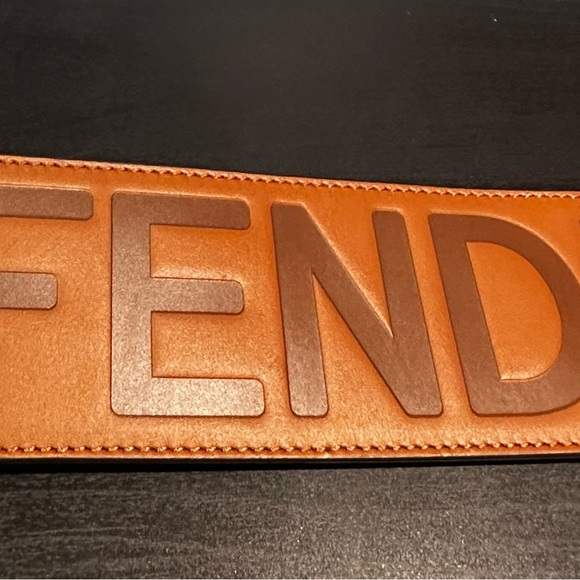 Fendi signature b/w checkered adjustable shoulder strap Brand New with receipt - Picture 16 of 16